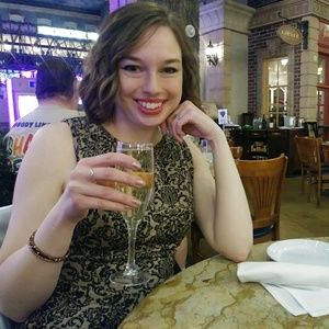 Meet your Posher, Ashley